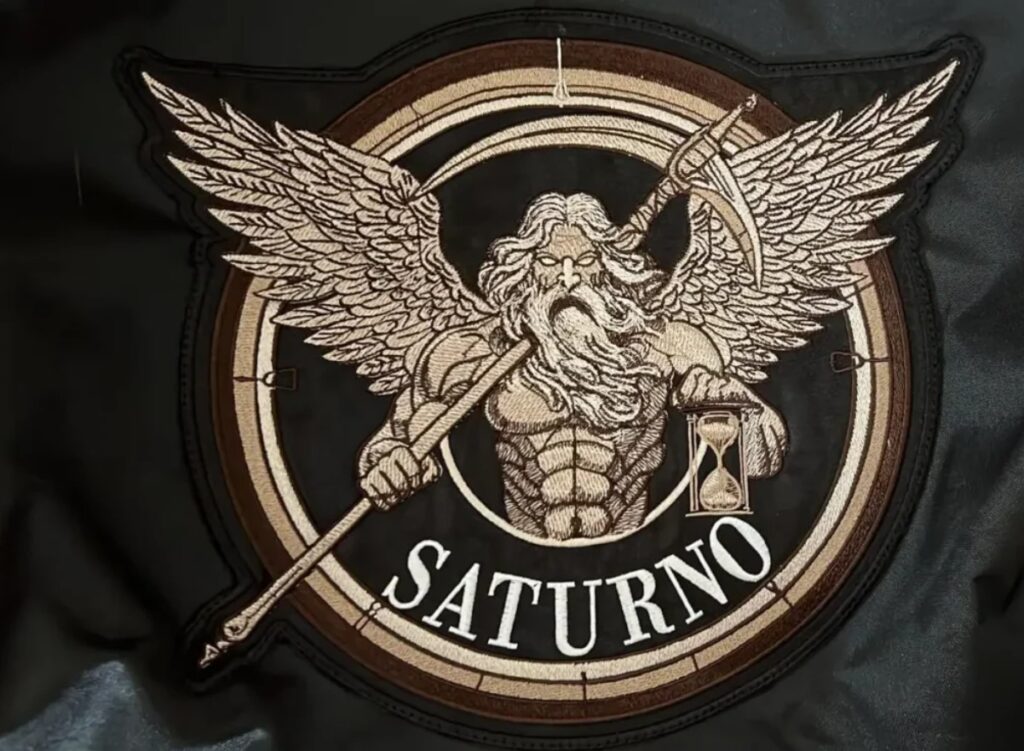 Ropa laboral bordada: calidad y durabilidad profesional 7 Ropa laboral bordada_ calidad y durabilidad profesional